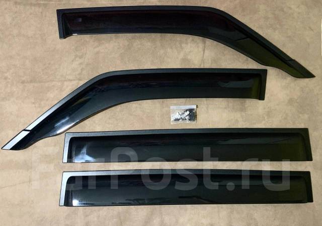 Ветровики на двери для Mitsubishi Montero 1991-2005
