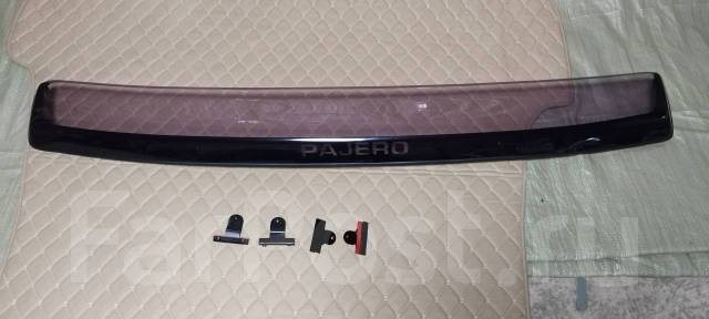 Дефлектор на капот для Mitsubishi Pajero 3 1999-2006