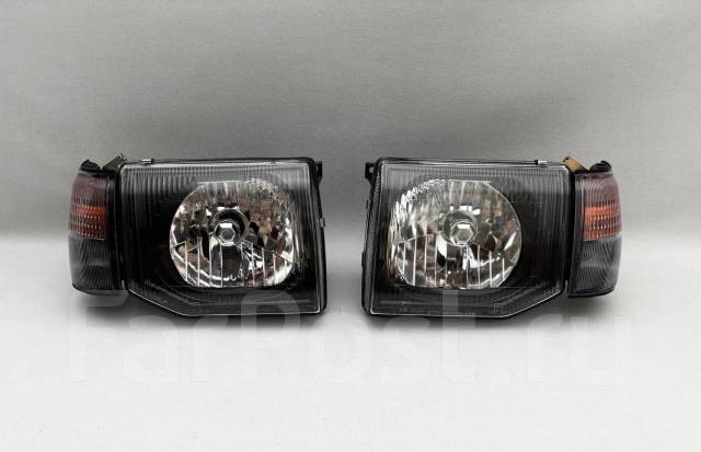 Комплект фар для Mitsubishi Pajero 2 1991-1997 терминатор джедай