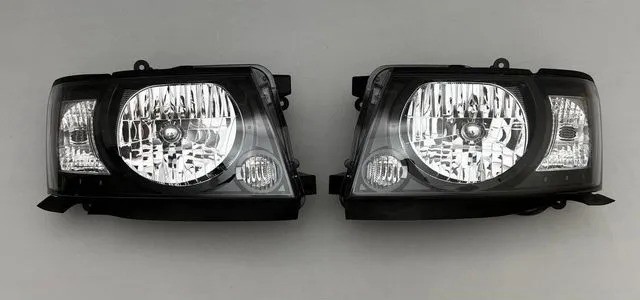 Фары для Nissan Patrol 2004-2010