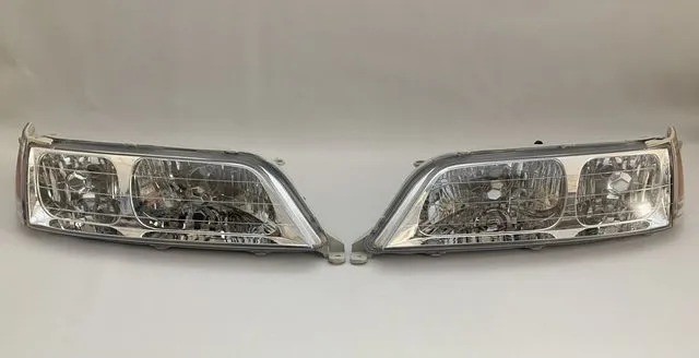 Комплект фар для Toyota Mark II 1996-2000 100