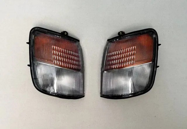 Поворотники Mitsubishi Pajero 1991-1997