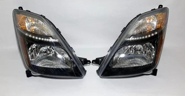 Фары для Toyota Prius 20 2003-2011