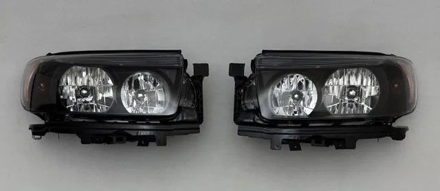 Фары для Subaru Forester 2005-2008
