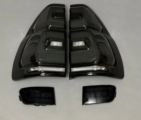 Стоп сигналы Toyota Land Cruiser Prado 2002-2009