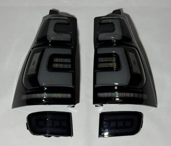 Стоп сигналы Toyota Hilux Surf/4Runner 2002-2009