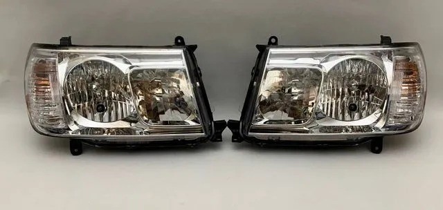 Комплект фар Toyota Land Cruiser 2005-2007 100
