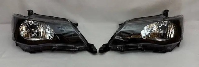 Фары для Toyota Corolla Fielder/Axio 2012-2015