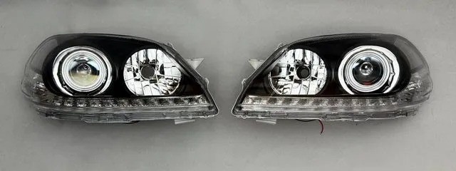 Фары для Toyota Mark II 2002-2004 110
